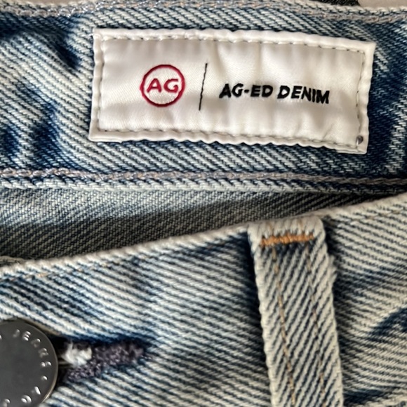AG Adriano Goldschmied Alexxis Aged Denim Jean High Rise Wedgie Shorts 2… - Picture 5 of 10